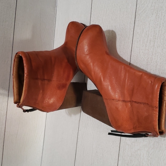 Jeffrey Campbell Rumble 8 high heels platforms booties - Picture 5 of 8